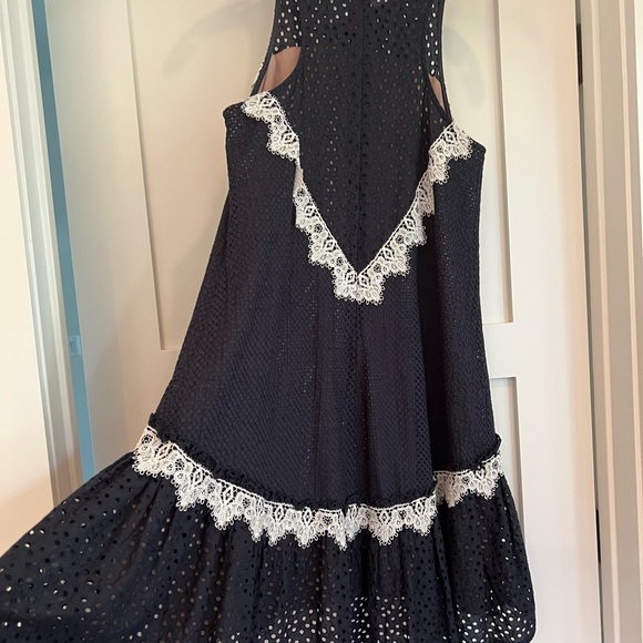 Nha Khanh Navy Bell Dress size 6 - Picture 4 of 7